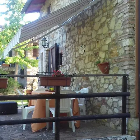 Casale Angeli In * 나르니